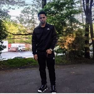 Meet your Posher, Derelle